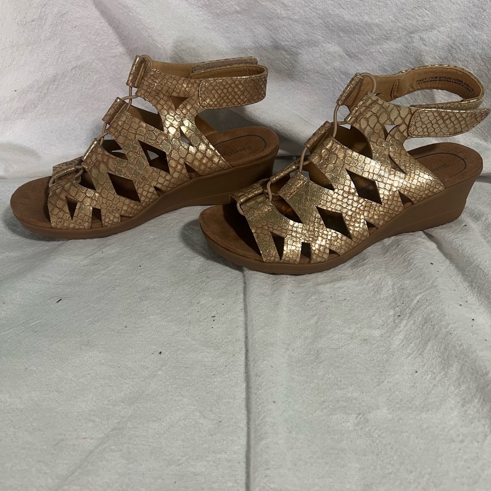 Baretraps Good Snake Peint Tiney Wedge